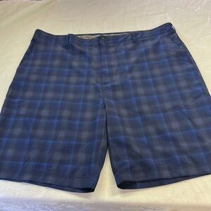 Ben Hogan Chino Flat Front Plaid Athleisure Golf Casual Shorts Size 46 EUC